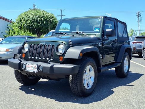 Used 2011 Jeep Wrangler Sport AWD/4WD image 3