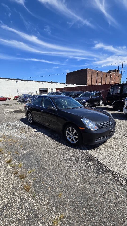 Used 2005 INFINITI G35 x Sedan AWD/4WD image 4