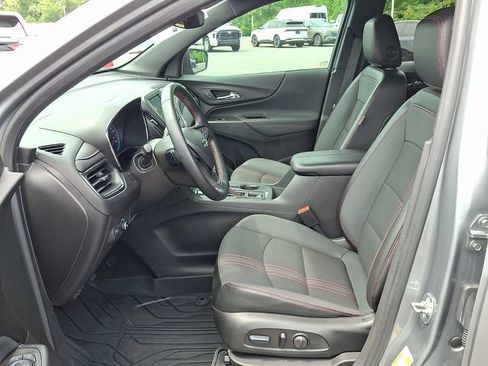 Used 2024 Chevrolet Equinox RS FWD image 11