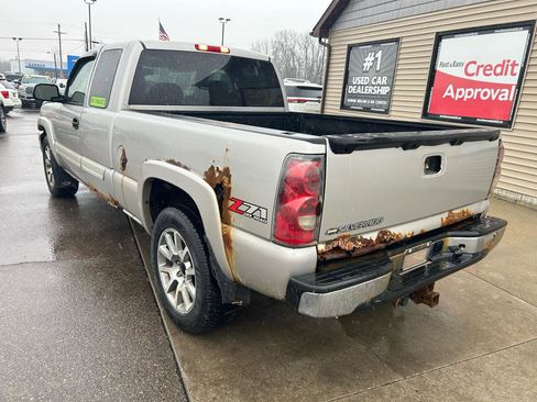 Used 2006 Chevrolet Silverado 1500 LT w/ Light Duty Power Package image 7