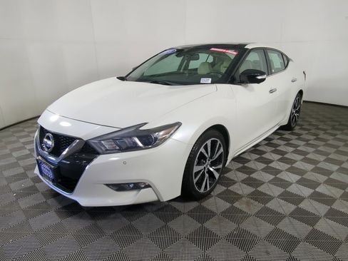 Used 2018 Nissan Maxima Platinum image 9