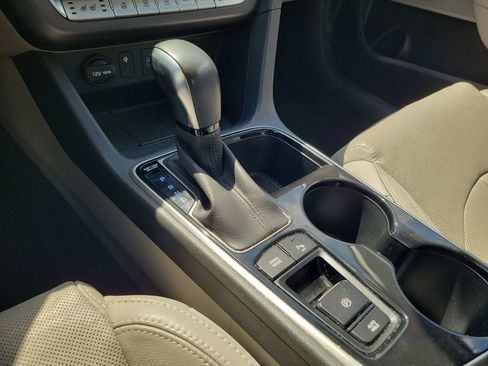 Used 2018 Hyundai Sonata Limited w/ Ultimate Package 07 FWD image 31