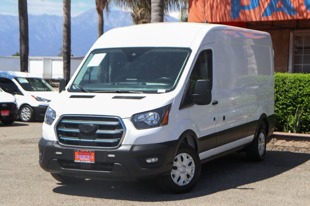 Used 2022 Ford E-Transit Medium Roof RWD image 4