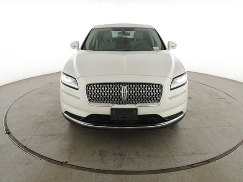 Used 2023 Lincoln Nautilus Reserve FWD image 8