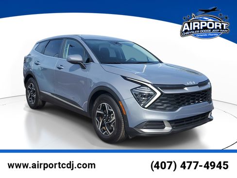 Used 2025 Kia Sportage LX FWD image 1
