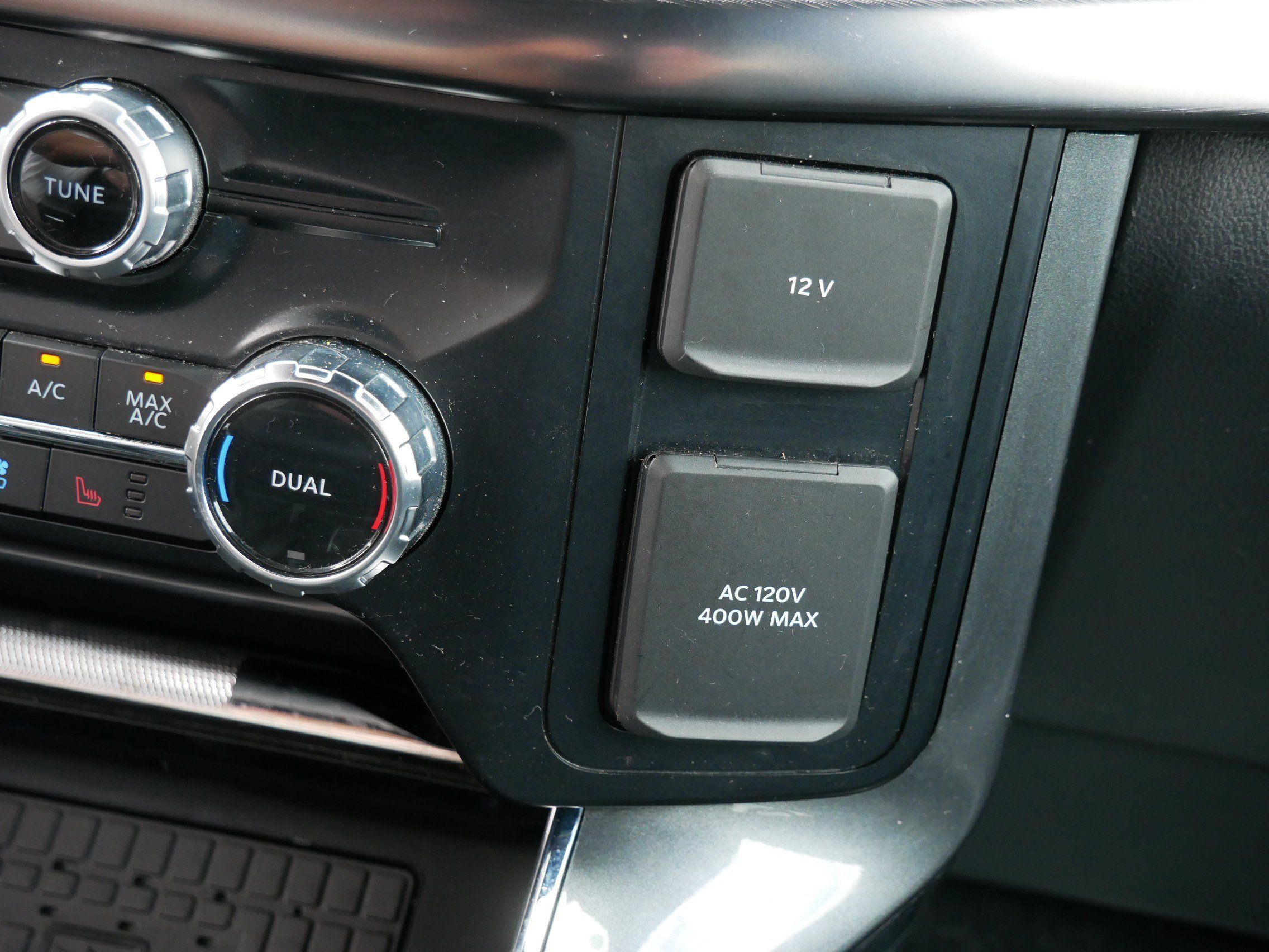 Used 2023 Ford F150 Lariat w/ Equipment Group 502A High AWD/4WD image 32