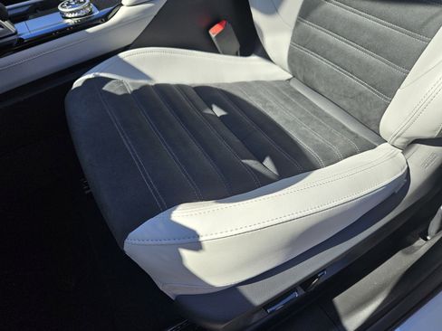 New 2025 Mitsubishi Outlander AWD image 7