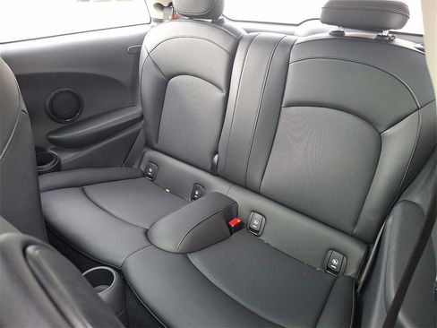 Used 2023 MINI Cooper S image 14