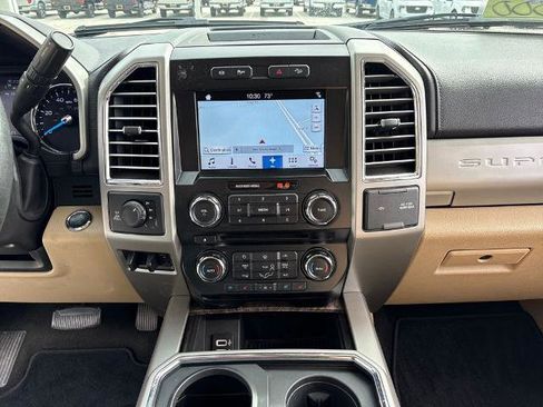 Certified 2017 Ford F250 Lariat w/ Lariat Ultimate Package image 24