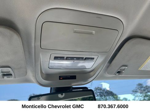 Used 2022 Chevrolet Colorado LT w/ Fleet Safety Package RWD image 19