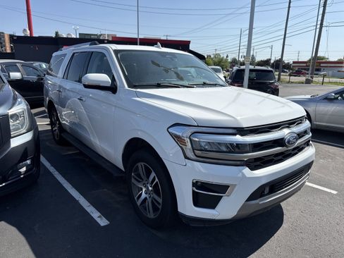 Used 2024 Ford Expedition Max Limited AWD/4WD image 5