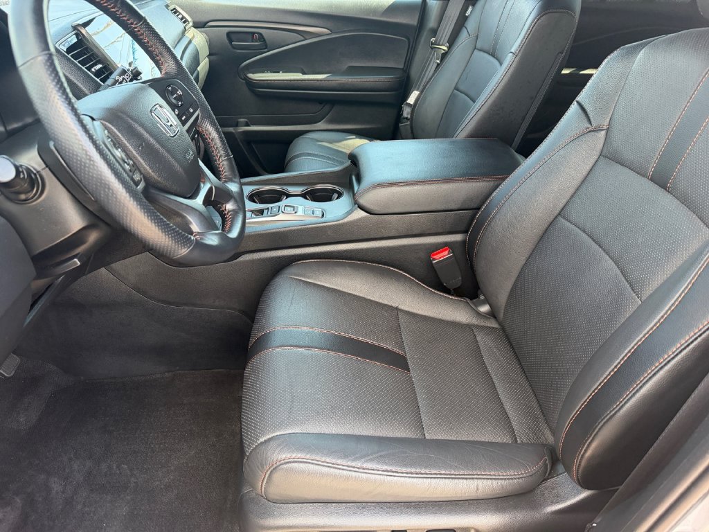Used 2025 Honda Passport TrailSport image 10