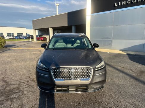 Used 2022 Lincoln Corsair FWD image 2