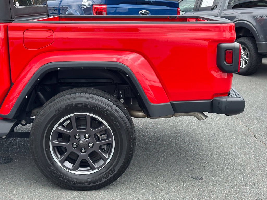 Used 2023 Jeep Gladiator Overland AWD/4WD image 40