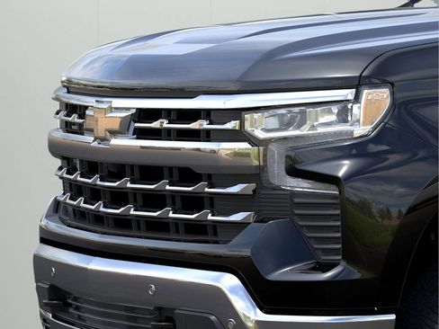 Used 2025 Chevrolet Silverado 1500 LTZ w/ LTZ Convenience Package II AWD/4WD image 13