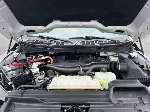 Used 2023 Ford F150 Lariat w/ Trailer Tow Package AWD/4WD image 29