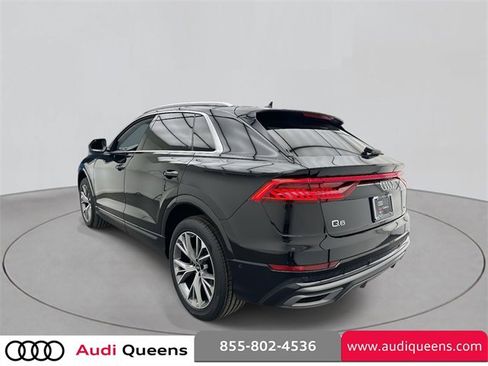 Used 2023 Audi Q8 Premium Plus w/ Premium Plus Package image 2