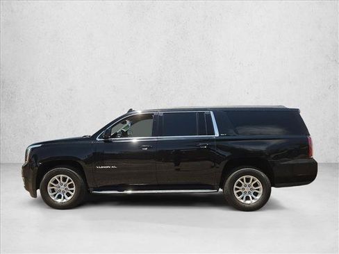Used 2018 GMC Yukon XL SLT RWD image 10