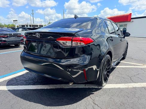 Used 2021 Toyota Corolla LE FWD image 8