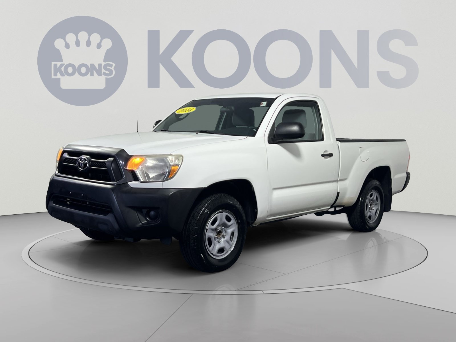 Used 2014 Toyota Tacoma 2WD Regular Cab image 1