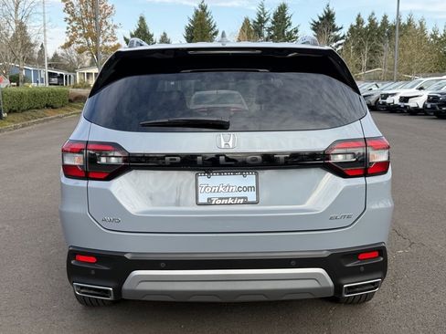 Certified 2023 Honda Pilot Elite image 7