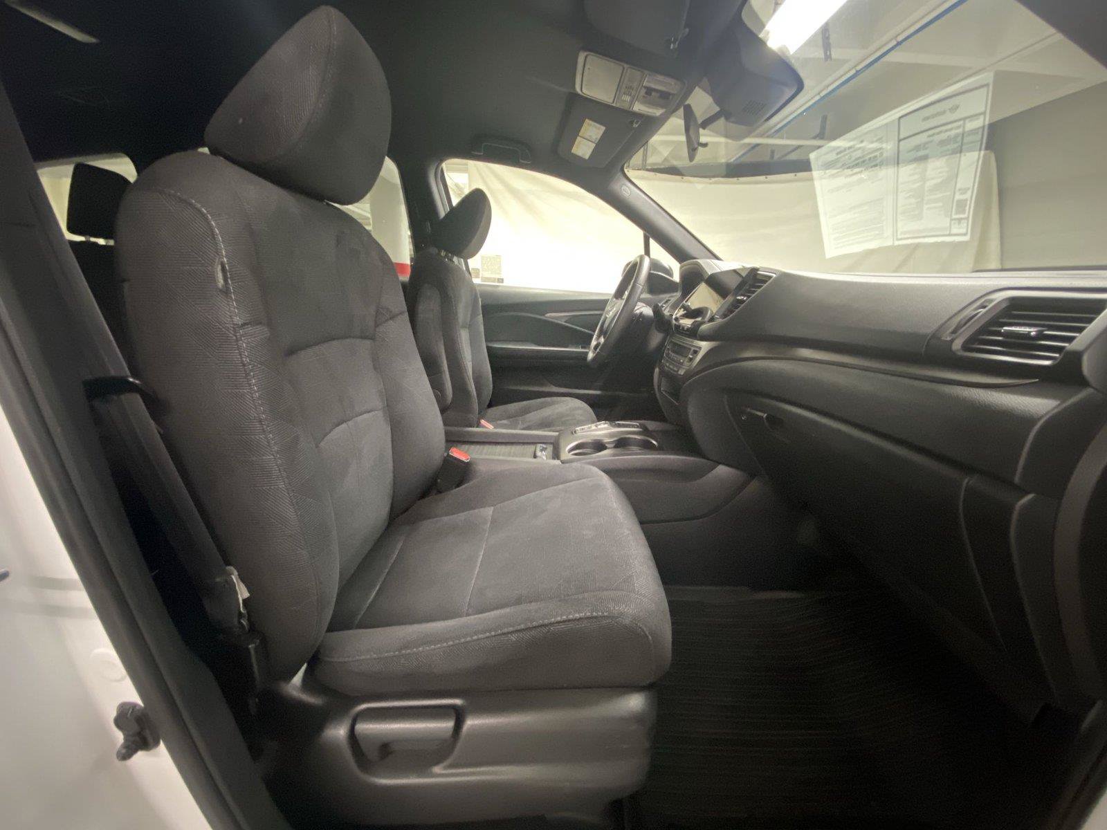 Used 2022 Honda Pilot Sport image 29
