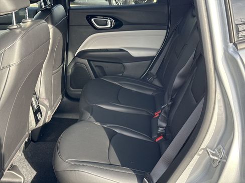 New 2026 Jeep Compass Limited image 15