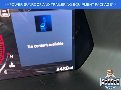 Used 2024 GMC Canyon Denali image 16