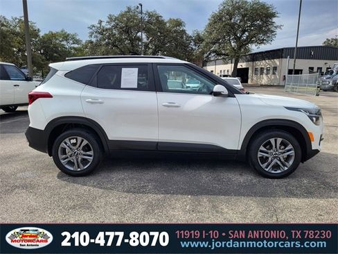 Used 2021 Kia Seltos S image 4