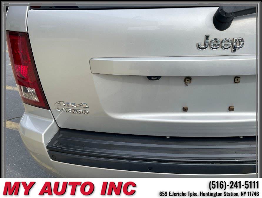 Used 2010 Jeep Grand Cherokee Laredo AWD/4WD image 31