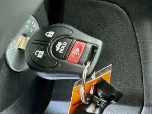 Used 2018 Nissan Versa SV w/ SV Special Edition Package FWD image 18
