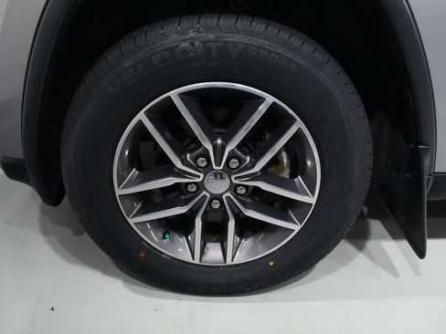 Used 2017 Jeep Grand Cherokee Limited AWD/4WD image 16