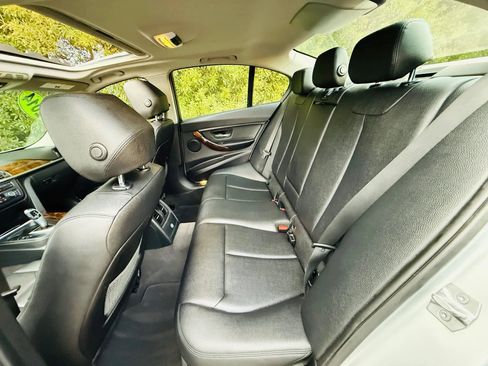 Used 2014 BMW 328i xDrive Sedan image 5