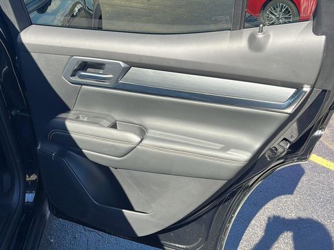 Used 2025 GMC Terrain Elevation image 23