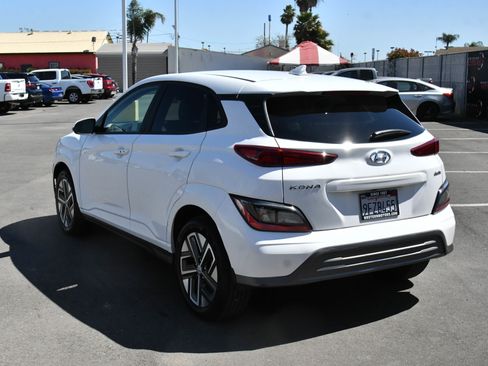 Used 2023 Hyundai Kona SE image 6