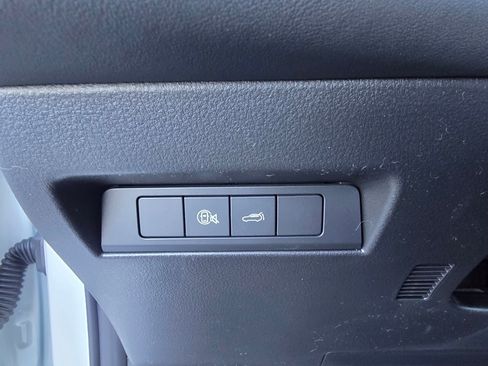 New 2026 MAZDA CX-5 Preferred image 17