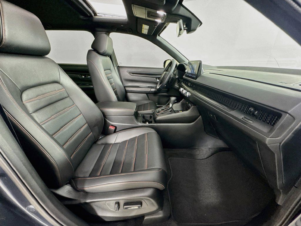Used 2025 Honda CR-V Sport-L image 36