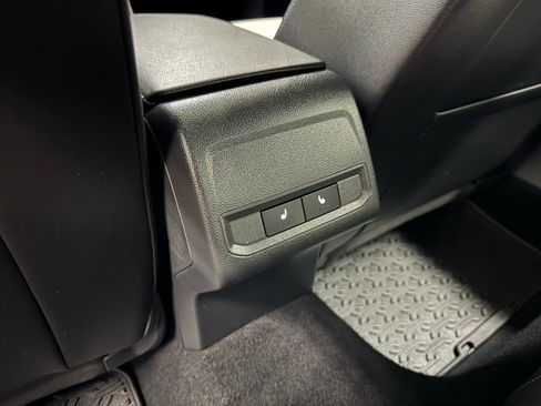 Used 2019 Volkswagen Jetta R-Line w/ R-Line Cold Weather Package FWD image 22