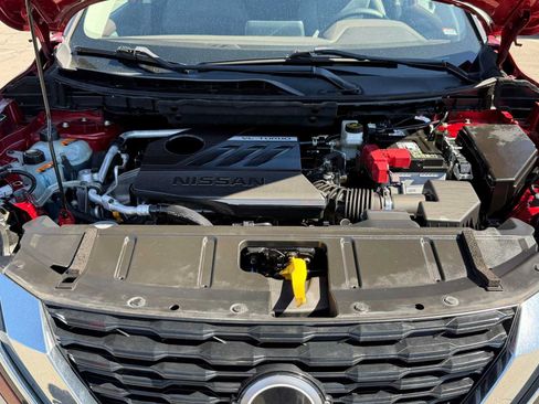 Used 2023 Nissan Rogue SV FWD image 33