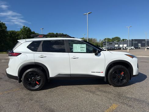 New 2026 Nissan Rogue SV AWD/4WD image 4