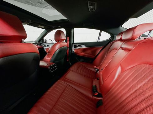 Used 2023 Genesis G70 2.0T w/ Sport Prestige Package image 25