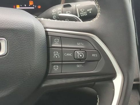 Certified 2024 Jeep Grand Cherokee L Altitude AWD/4WD image 33