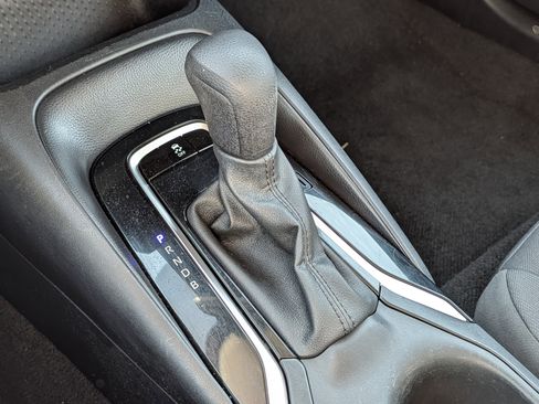 Certified 2024 Toyota Corolla LE image 25