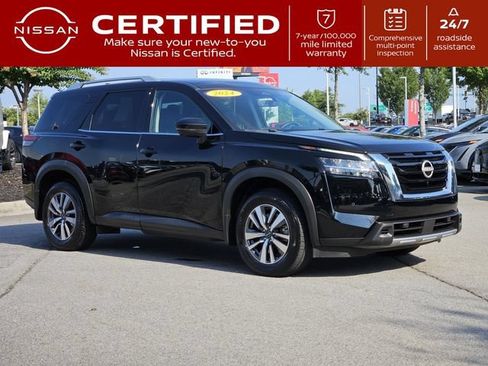Certified 2024 Nissan Pathfinder SL AWD/4WD image 1