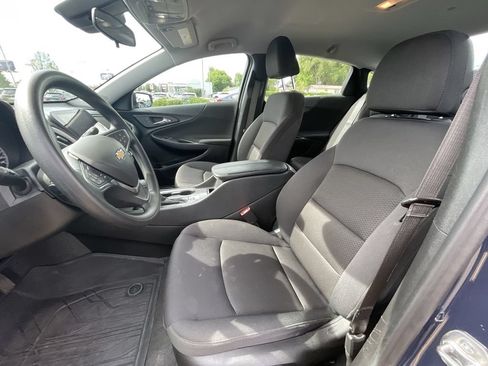 Used 2025 Chevrolet Malibu LT FWD image 19