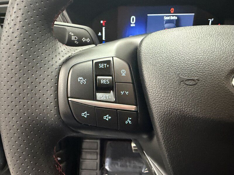 Used 2023 Ford Escape ST-Line w/ Tech Pack #1 FWD image 10