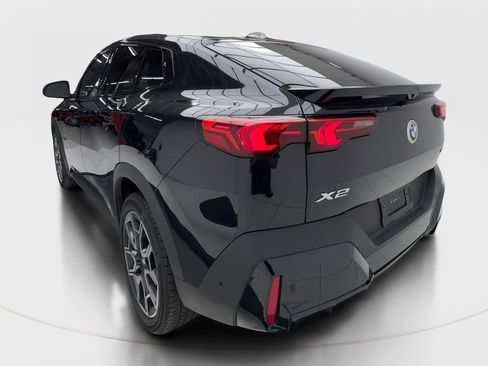 Used 2025 BMW X2 xDrive28i AWD/4WD image 10