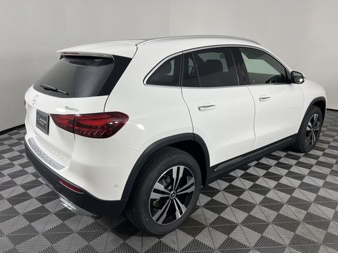 New 2026 Mercedes-Benz GLA 250 4MATIC image 13