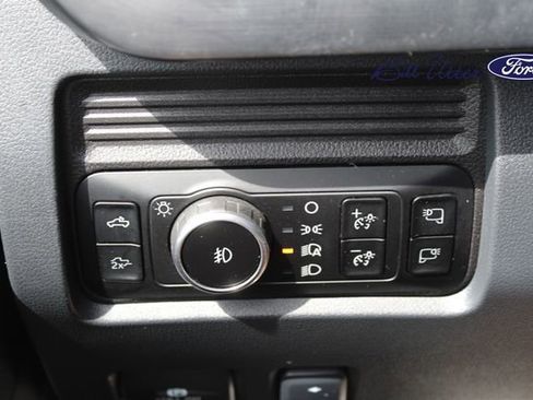 Certified 2025 Ford F250 Lariat w/ Black Appearance Package AWD/4WD image 22