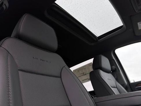 New 2026 GMC Sierra 3500 Denali w/ Denali Reserve Package image 17